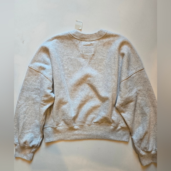 *NWT* Abercrombie & Fitch Soft A&F Gray Oversized Cropped Crewneck Size Small - Picture 5 of 9